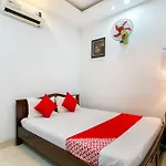 Oyo 130 Tuan Long Hotel
