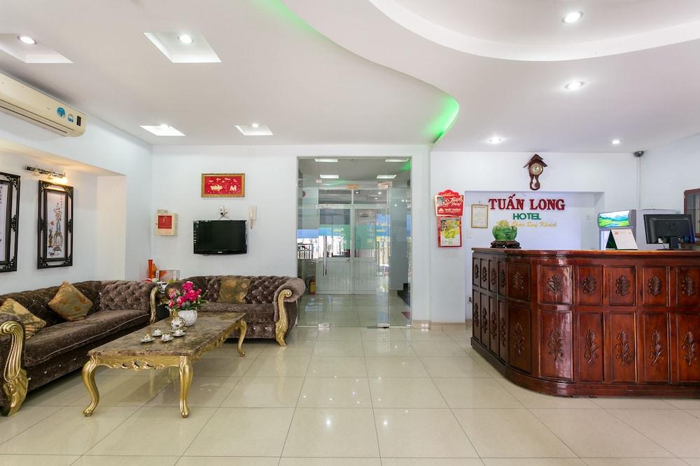 Khách sạn Oyo 130 Tuan Long TP. Hồ Chí Minh