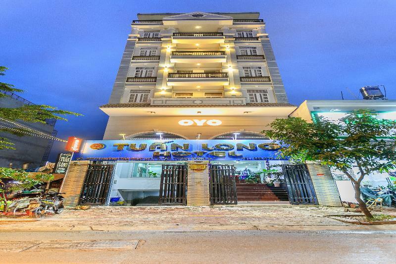 Oyo 130 Tuan Long Khách sạn
