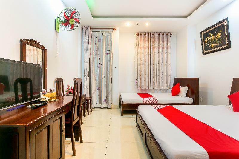 Khách sạn Oyo 130 Tuan Long TP. Hồ Chí Minh