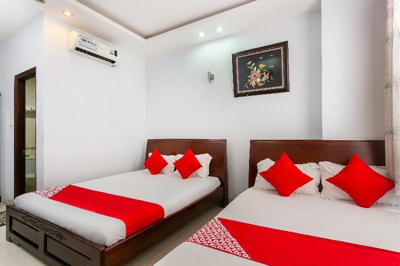 Oyo 130 Tuan Long Khách sạn